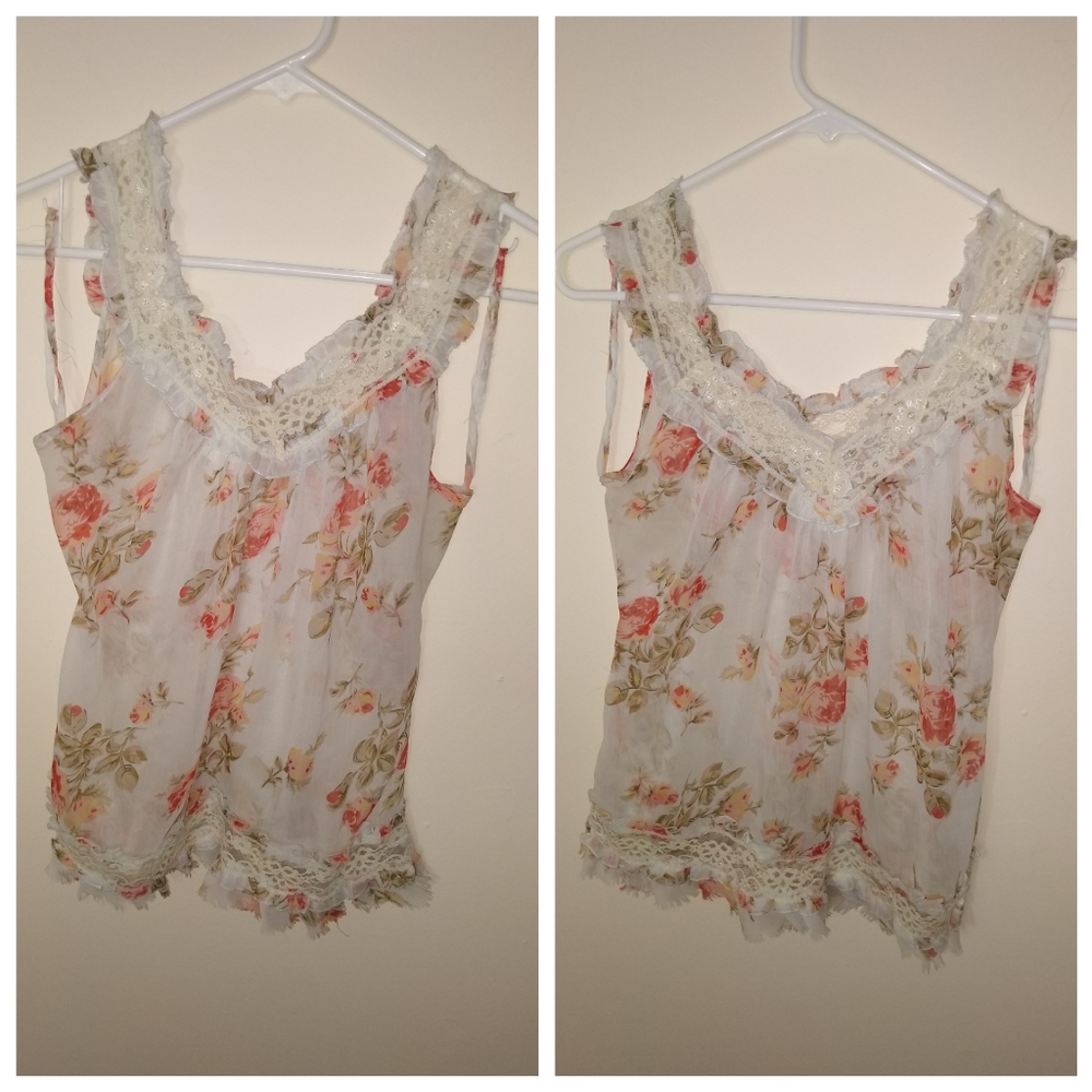 Passport floral printed lace tank top - Picture 2 of 3